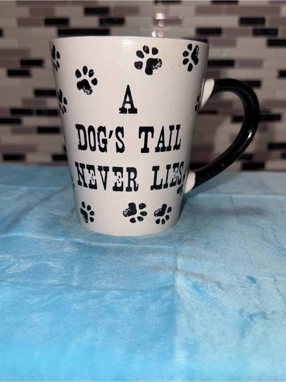 Dog-Themed White and Black Ceramic Mug - 'A Dog's Tail Never Lies'